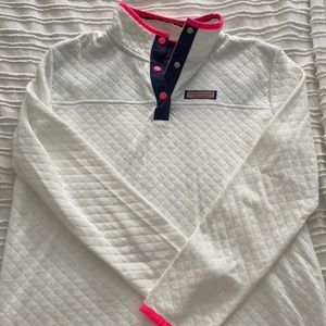 Cotton vineyard vines pullover